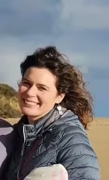 Sarah photo beach